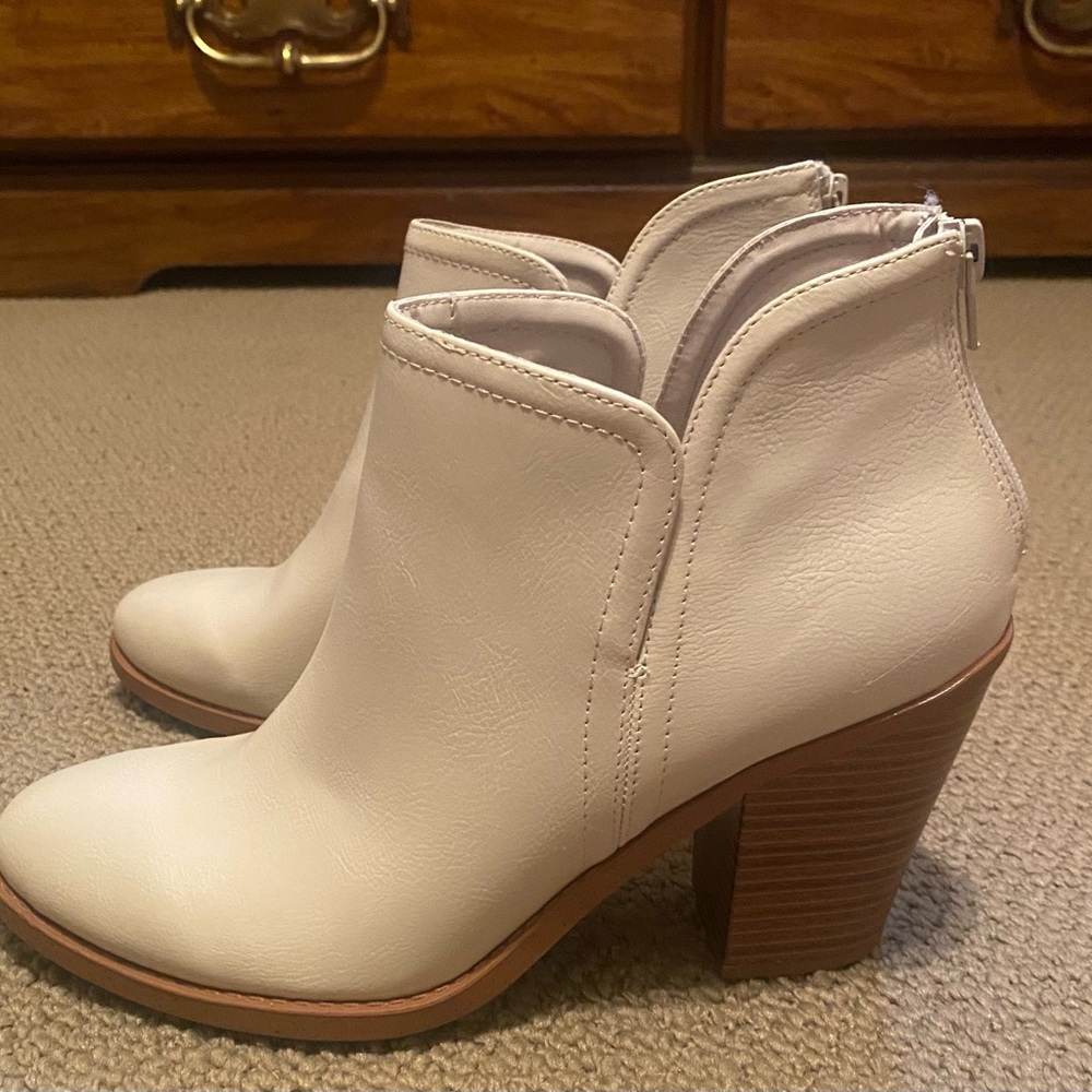 Spirit Cream Ankle Booties with Stacked Block Heel